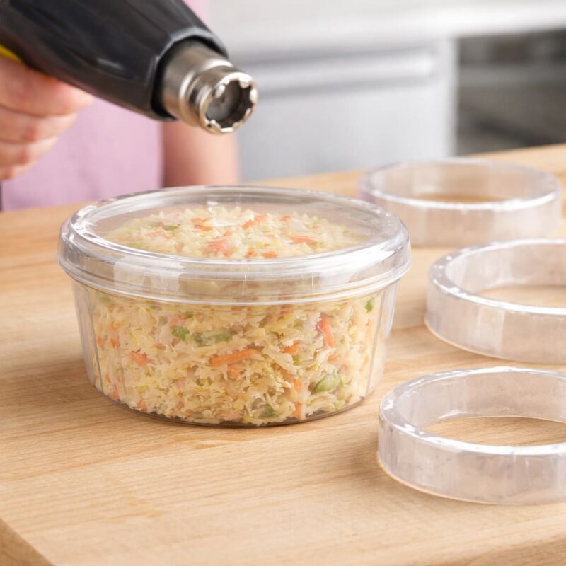 261028 Deli Shrink Bands on a deli container