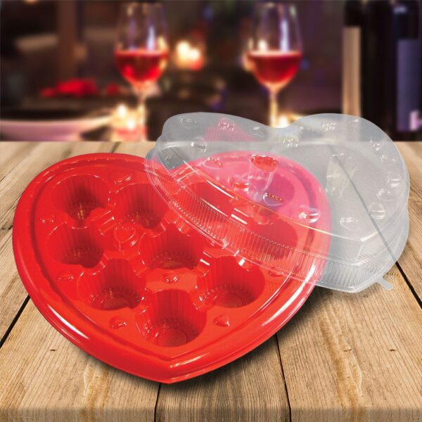 Heart Shaped 10 Count Cupcake Tray - 50 Pack (376035)