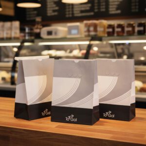 deli bag with tin ties